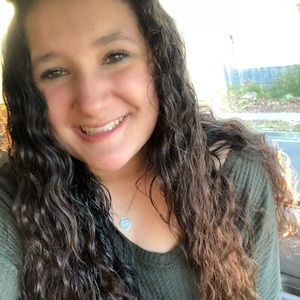 Meet your Posher, Katie